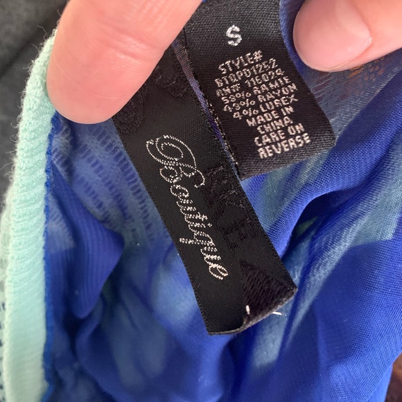 Cardigan - Picture 6 of 6